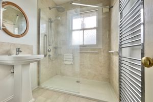 Photo 16- click for photo gallery